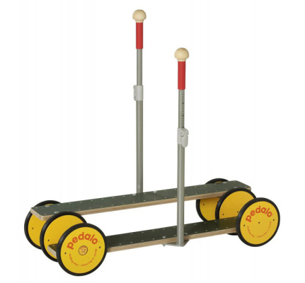 44510-pedalo-family-met-steuen